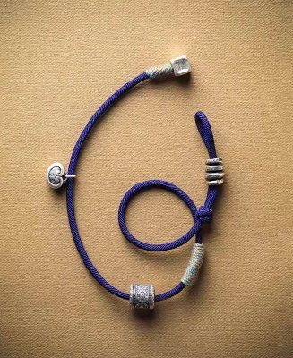 Tibetan_traditional_bracelet